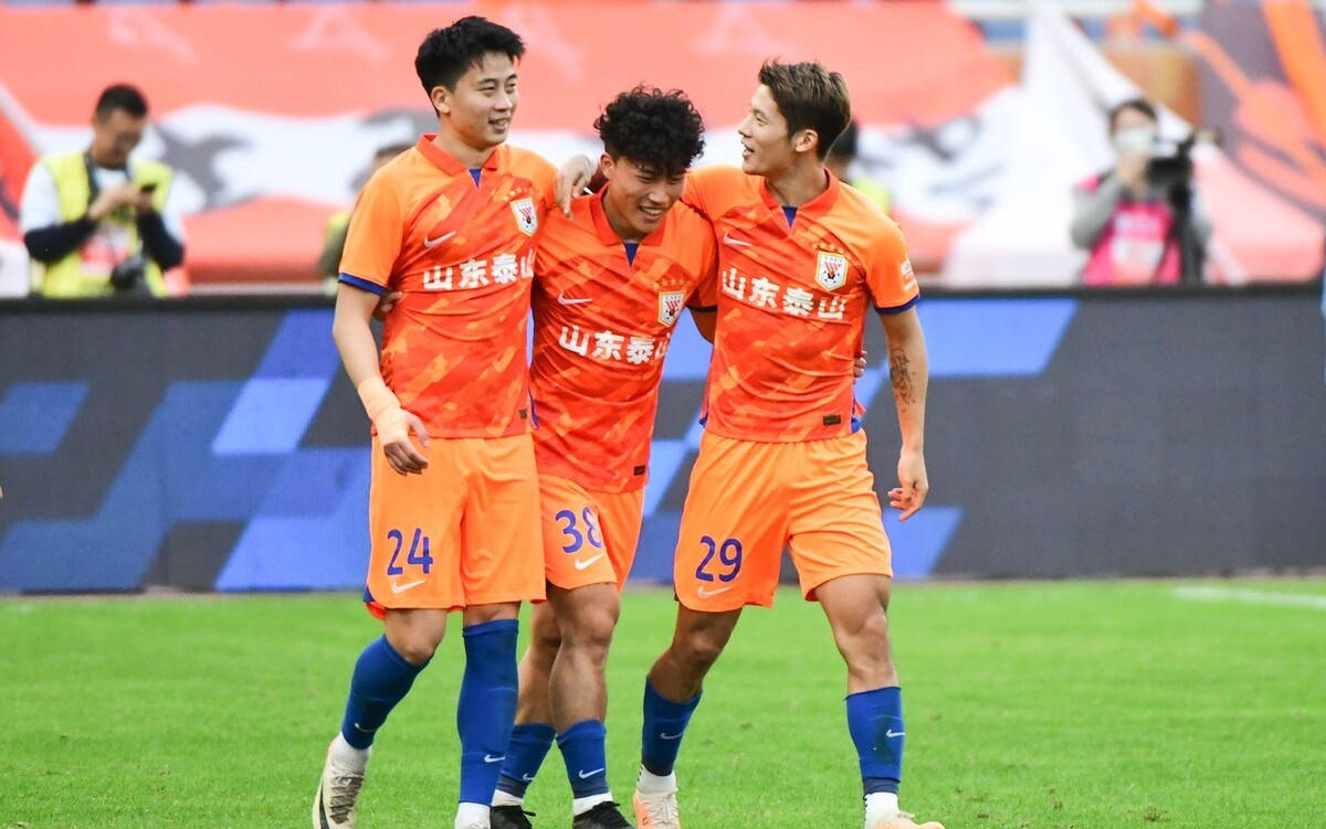 超级外援强势归来，球队阵容再添利剑